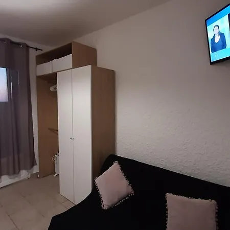 Mini Dans Une Au Calme Avec Piscine! Ideal Couple Avec 1 Enfant 아파트 *