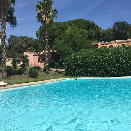 Mini Dans Une Au Calme Avec Piscine! Ideal Couple Avec 1 Enfant 아파트